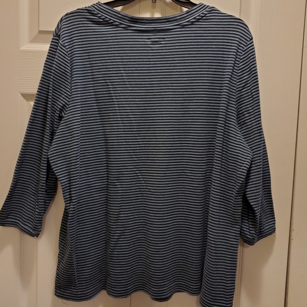 *FINAL PRICE* St. John's Bay Striped Shirt - Picture 3 of 4